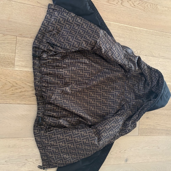 Fendi Kids KWay jacket fits xs woman - Picture 10 of 11